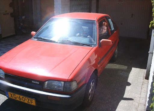 Foto Mazda 323 - 1.3 Ensign