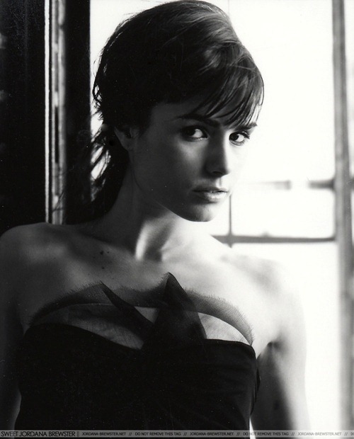 jordana brewster linda sensual photoshoot desbaratinando (42) jordana brewster linda sensual photoshoot desbaratinando (42)