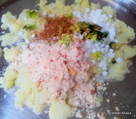 [Sabudana%2520Thalipeeth%2520Ingredients%2520recipes%255B4%255D.jpg]