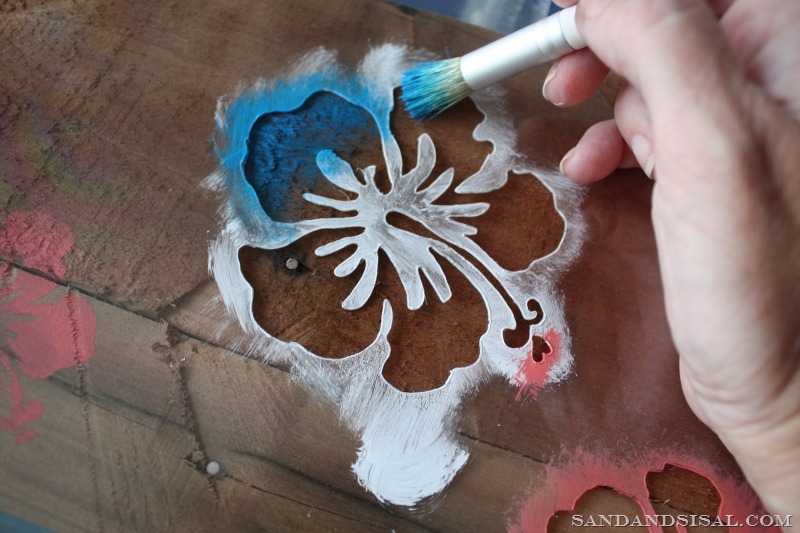 [Painting%2520stencils%2520%2528800x533%2529%255B4%255D.jpg]
