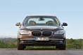 2013-BMW-7-Series-181