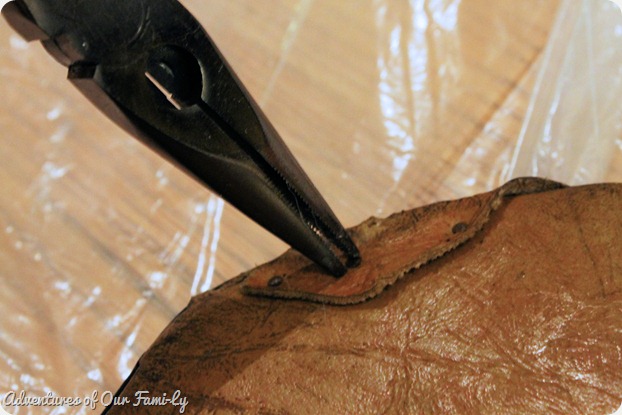 remove staples from stool