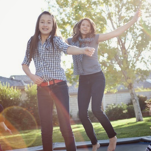 [trampoline-7%255B10%255D.jpg]