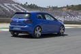 2015-VW-Golf-R-2