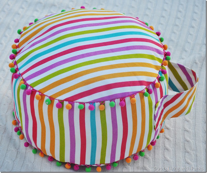 DIY Floor Cushion.  Only take one yard of fabric!