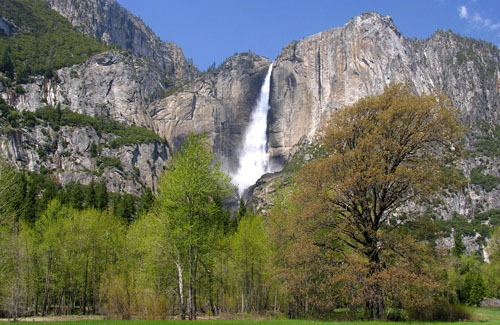 [Yosemite%2520Falls%252C%2520Yosemite%2520National%2520Park%252C%2520California%255B5%255D.jpg]