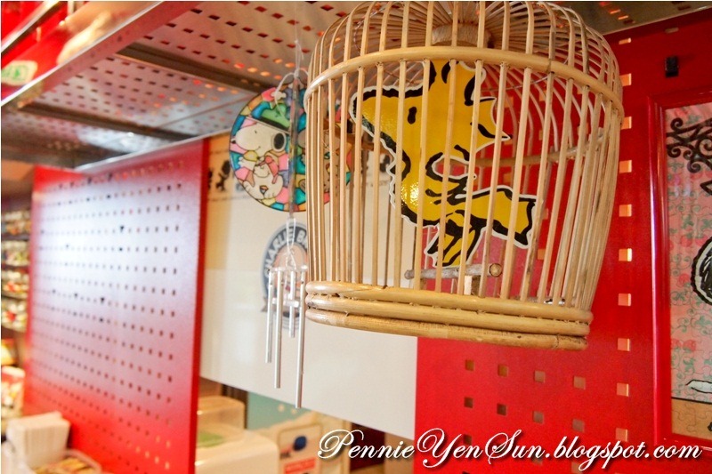 [CharlieBrownCafe182.jpg]