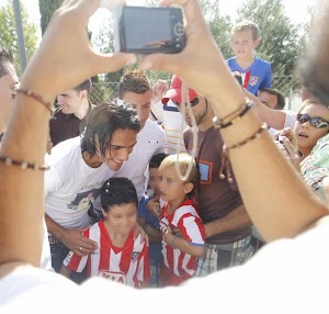 Falcao Bryan Ferry 1.jpg
