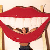 Smiles sculpture w Reuben 001.jpg