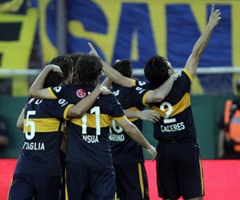 Boca Juniors enfrenta a  Uni&oacute;n de Santa Fe 