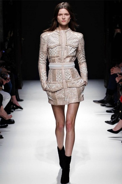 [balmain24-400x6004.jpg]