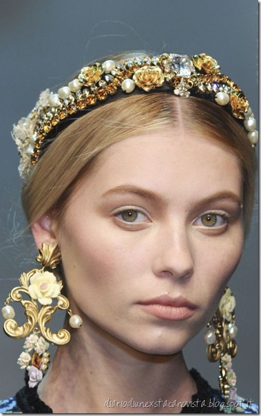 Dolce & Gabbana Closeup Runway Collection Fall Winter 2012-2013 at Milan Fashion Week