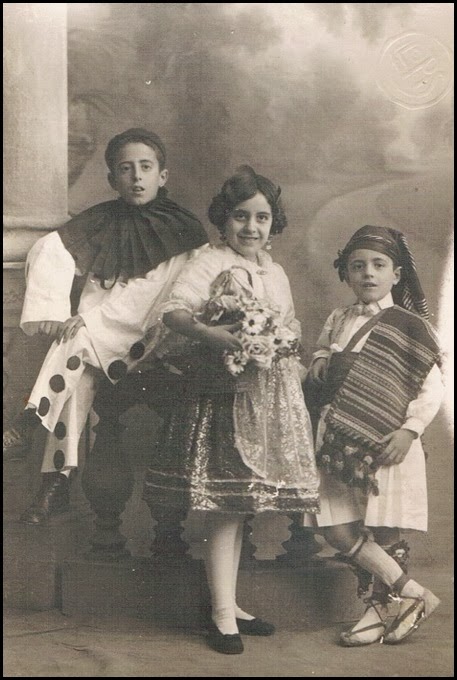 Niños del Carnaval de Valencia. 1923 Niños del Carnaval de Valencia. 1923