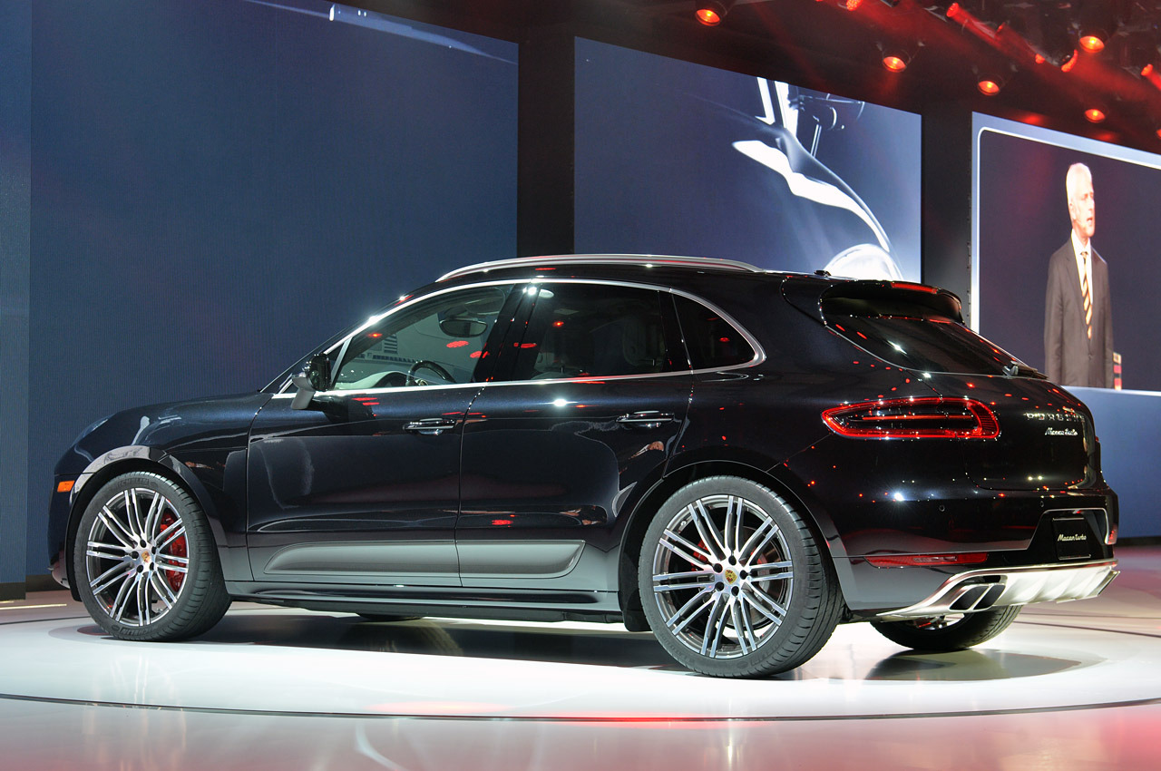 Porsche-Macan-Turbo-2014-02.jpg