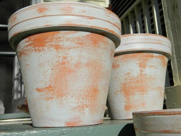 [terracotta_planter_painted_and_aged%255B7%255D.jpg]