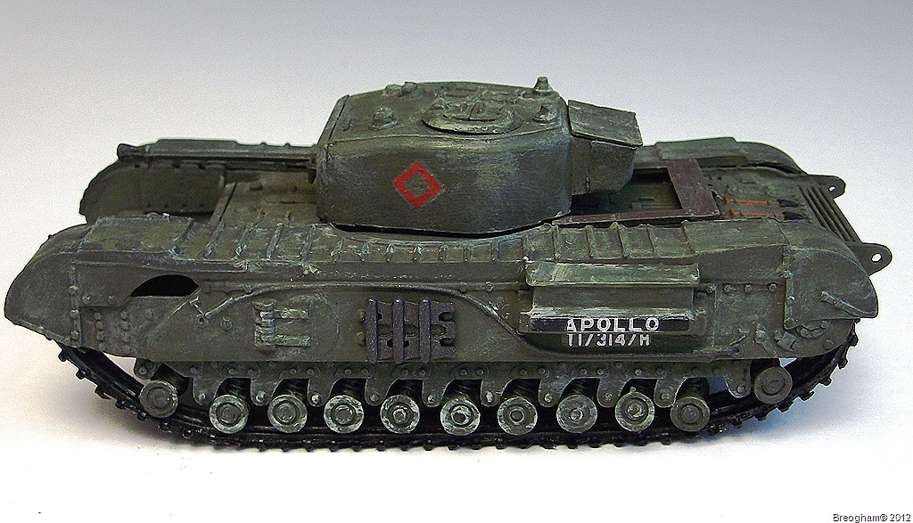 [Churchill-tank-619.jpg]