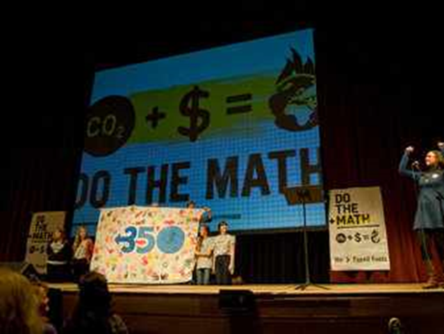 Students members of 350.org in Minneapolis, seeking steps to cut atmospheric carbon levels to 350 parts per million, thought by some to be the safe level. Photo: Stephen Maturen / The New York Times
