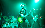 Billy Joe Armstrong tellin it to Oakland at the Uptown