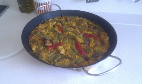 THIS is a paella