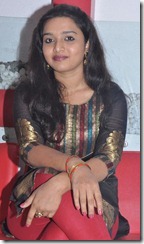 Actress Deepti Nambiar at Vellai Kagitham Movie Team Interview Stills