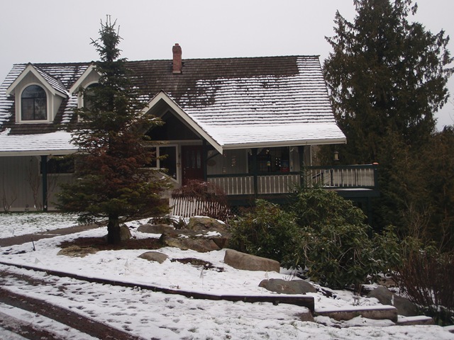 [Snow%2520House%255B3%255D.jpg]