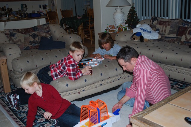 [Christmas%25202011%25201146%255B2%255D.jpg]