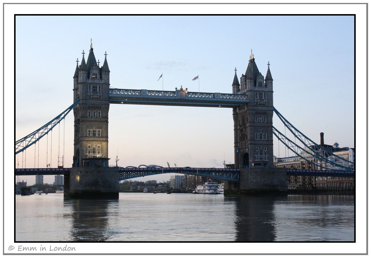 [Tower-Bridge-London-at-sunrise1%255B1%255D.jpg]