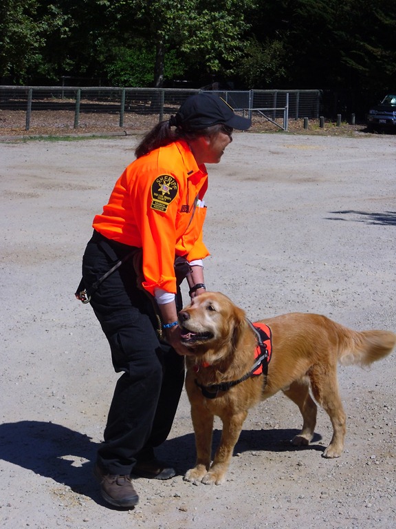 [K-9%2520Dog%2520Search%2520and%2520Rescue%2520Team%2520008%255B3%255D.jpg]