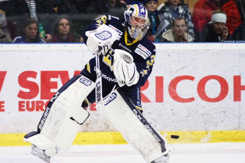 BB12HV71-1664-6.jpg