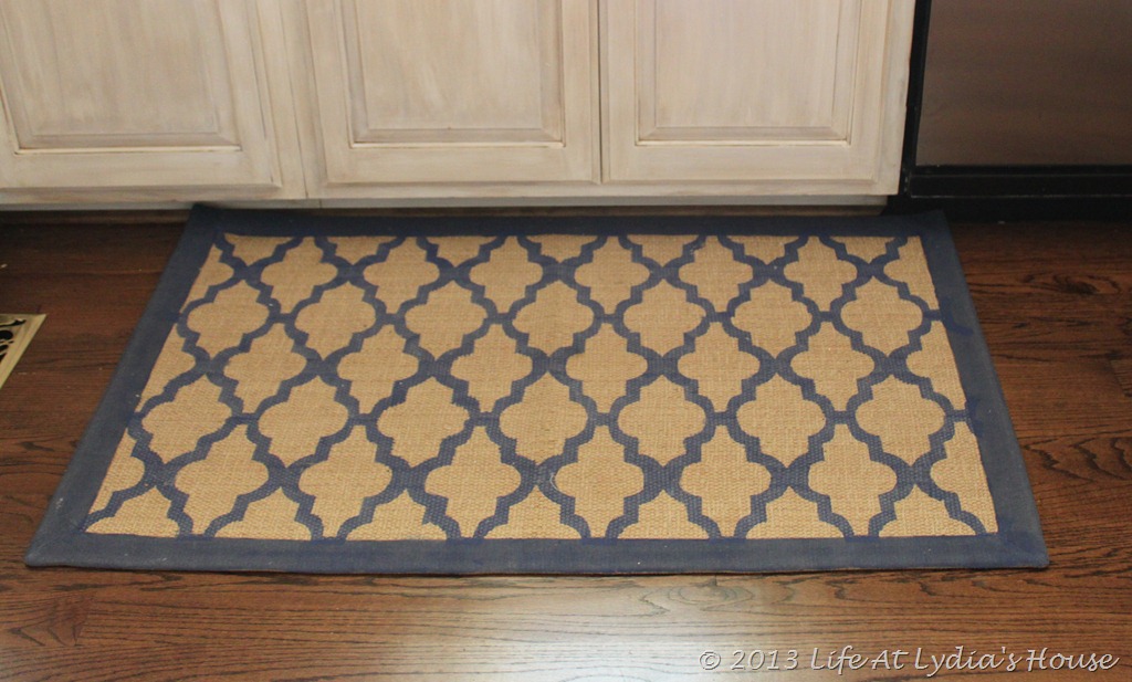 [stenciled%2520rug%25201%255B21%255D.jpg]