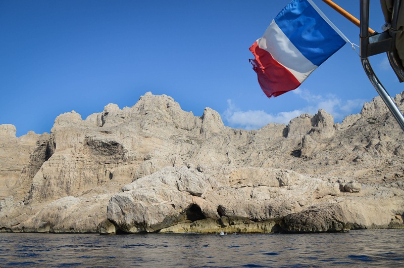 [Marseille%2520cliffs%2520and%2520flag%255B3%255D.jpg]
