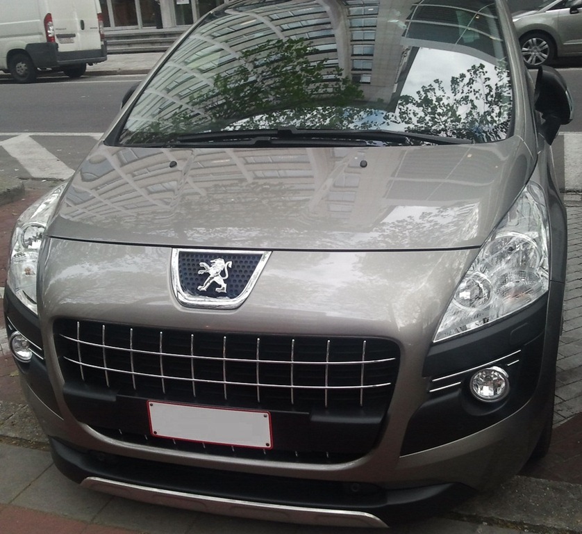 [Peugeot%25203008%2520front%255B11%255D.jpg]