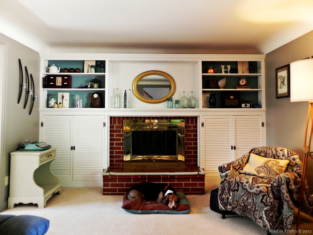 [fireplace-with-built-ins3.jpg]