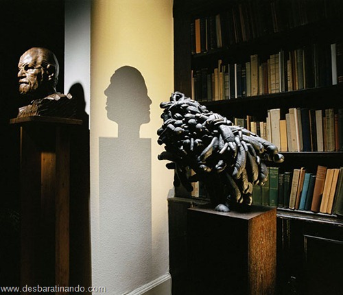 arte das sombras desbaratinando rubbish shadow sculptures tim noble sue webster (2) arte das sombras desbaratinando rubbish shadow sculptures tim noble sue webster (2)