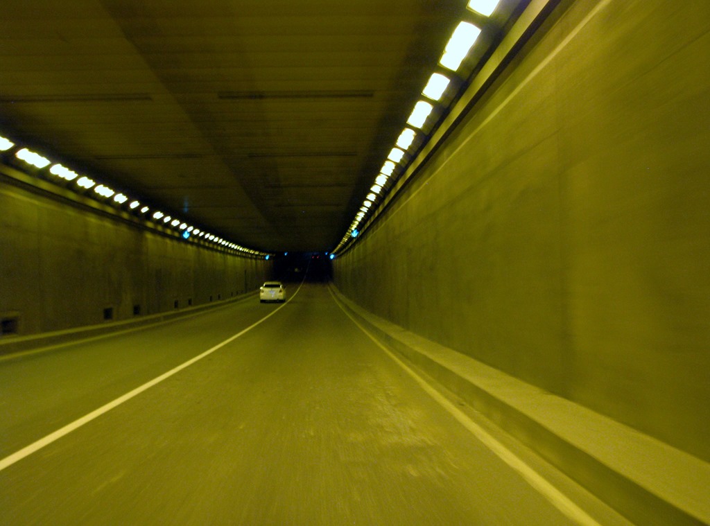 [8509-Highway-58---Thorold-Tunnel3.jpg]