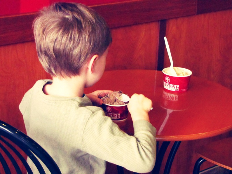 [ColdstoneStarbucks%2520021%255B7%255D.jpg]