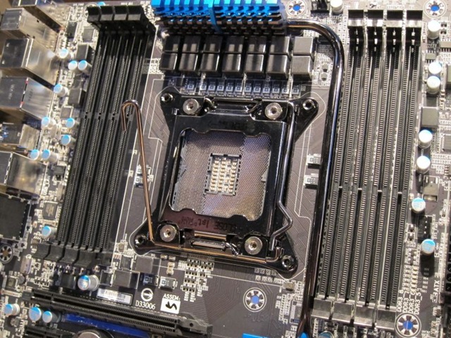 [Anandtech-X79-UD5%255B6%255D.jpg]