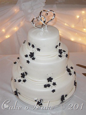 [wedding-cakes-pictures7%255B4%255D.jpg]