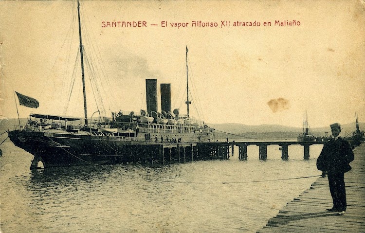 El ALFONSO XII en Santander. Postal.JPG