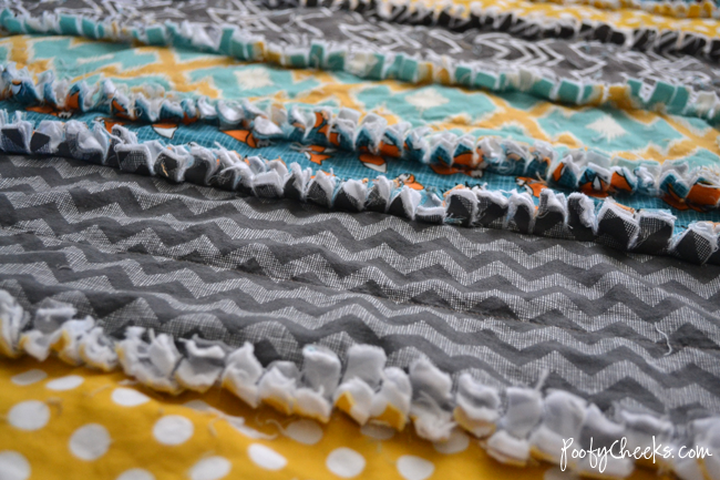 Easiest Fabric Strip Rag Quilt Tutorial