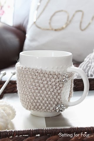 [Easy%2520DIY%2520Cup%2520Cozy%2520with%2520Vintage%2520Buttons%255B4%255D.jpg]