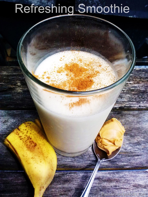 [MaggieLamarre-Banana-peanutbutter-smoothie%255B16%255D.jpg]