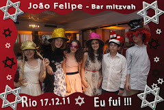 Fotos do evento João Felipe - 17.12.11. Foto numero 12 da Social Click Fotografia Digital, do Rio de Janeiro, RJ, que faz fotos divertidas, fotos malucas, fotos com fantasias, fotos na hora, fotografia maluca, fotografia divertida com molduras personalizadas. fotos divertidas malucas foto maluca animadas animado rj rio de janeiro divertida fantasia animada fotografia digital fotografo estudio fotografias