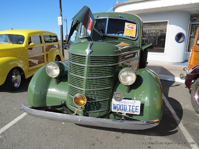  Santa Cruz Woodies on The Wharf 2012
