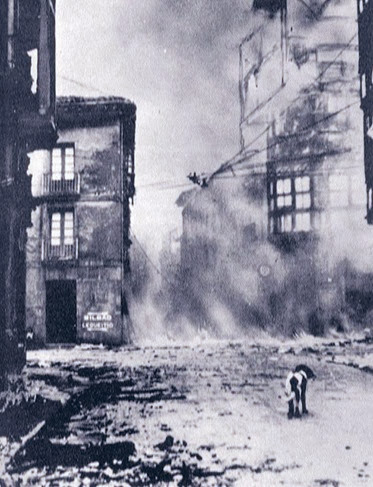 Bombardeo de Guernica Bombardeo de Guernica