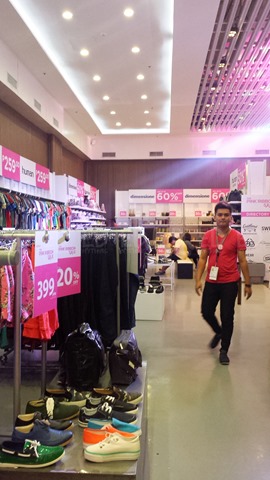 Bench Pink Ribbon Sale 04 Bench Pink Ribbon Sale 04