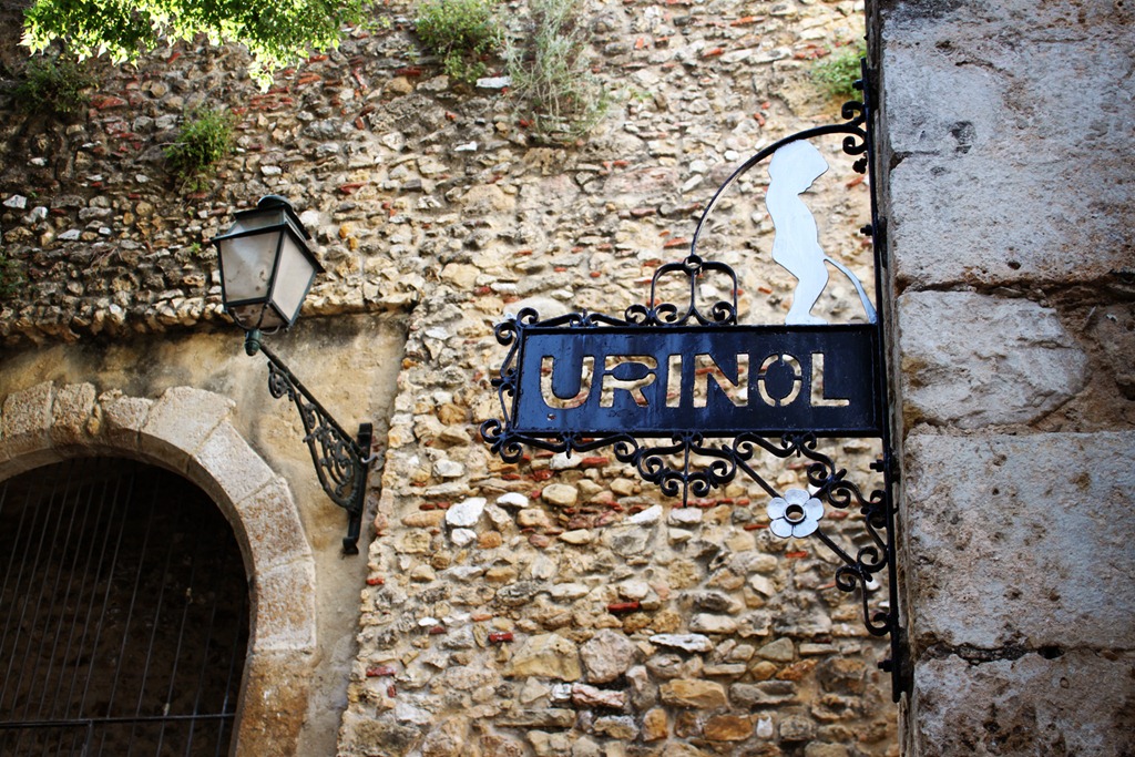 [Portugal%2520Urinal%2520Sign%255B3%255D.jpg]