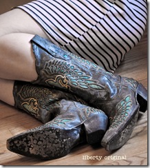 Boots Close Boots Close