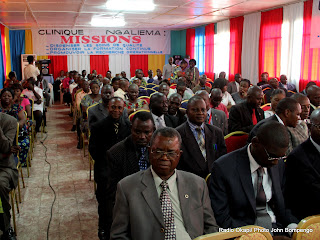 Des participants au lancement du mutuelle de santé des enseignants le 11/11/2011 à Kinshasa. Radio Okapi/ Ph. John Bompengo