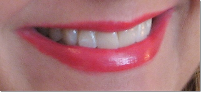 OCC Stained Gloss Meta on lips